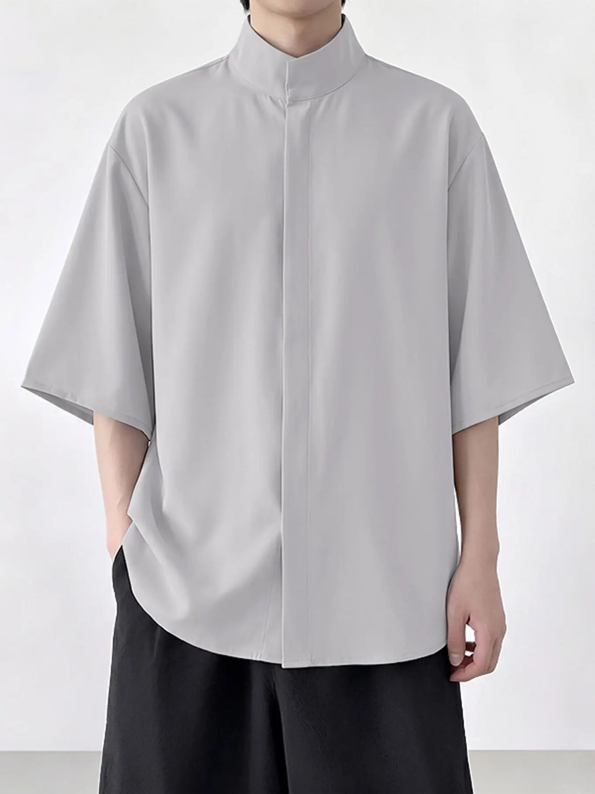 INCERUN Men's Plain Half Sleeve Hoodie, Casual Loose-Fitting Long Shirt, H Type Silhouette, Perfect for Early Autumn Fashion