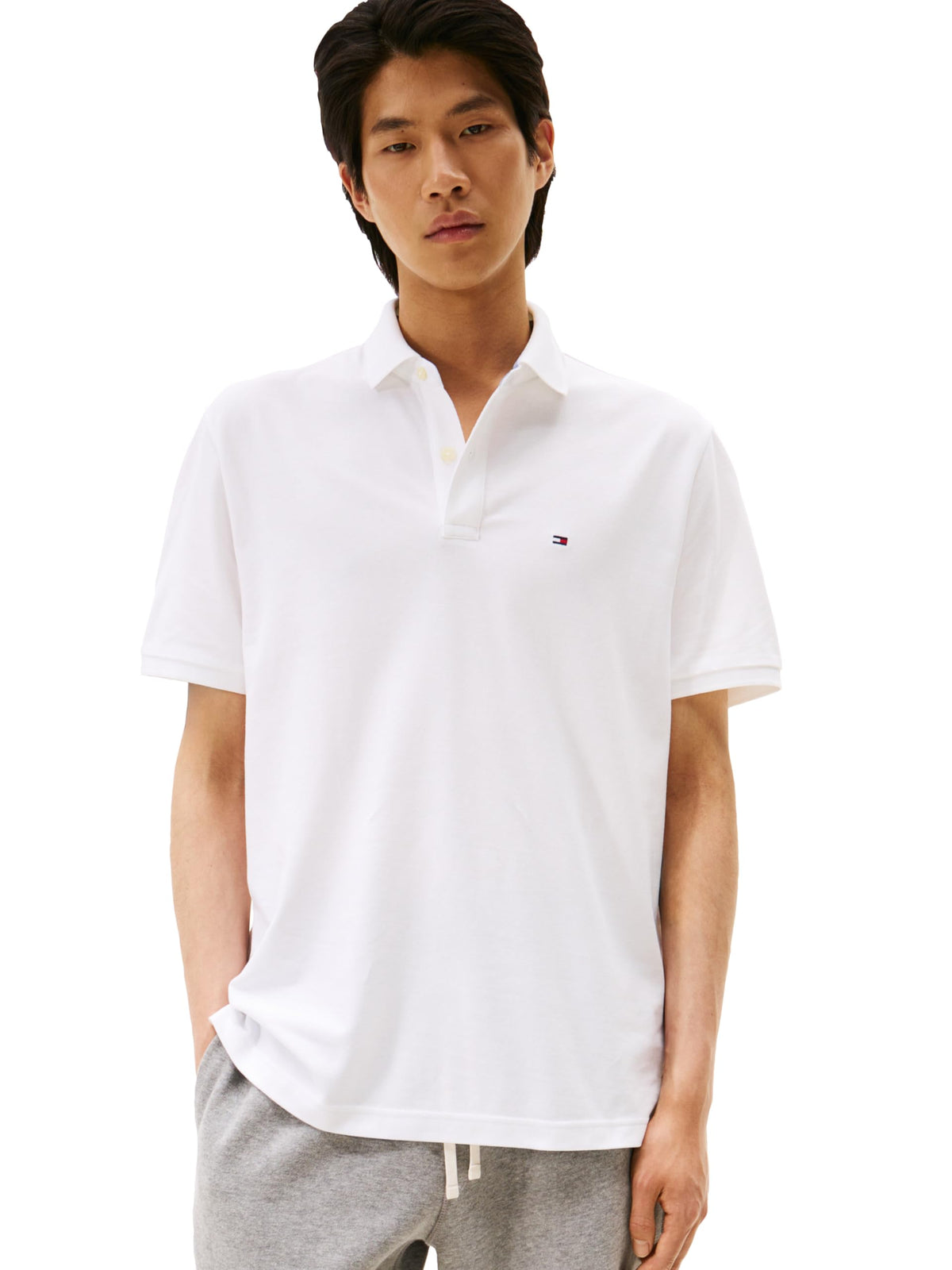 Tommy Hilfiger Men's Short Sleeve Cotton Pique Polo Shirt in Classic Fit