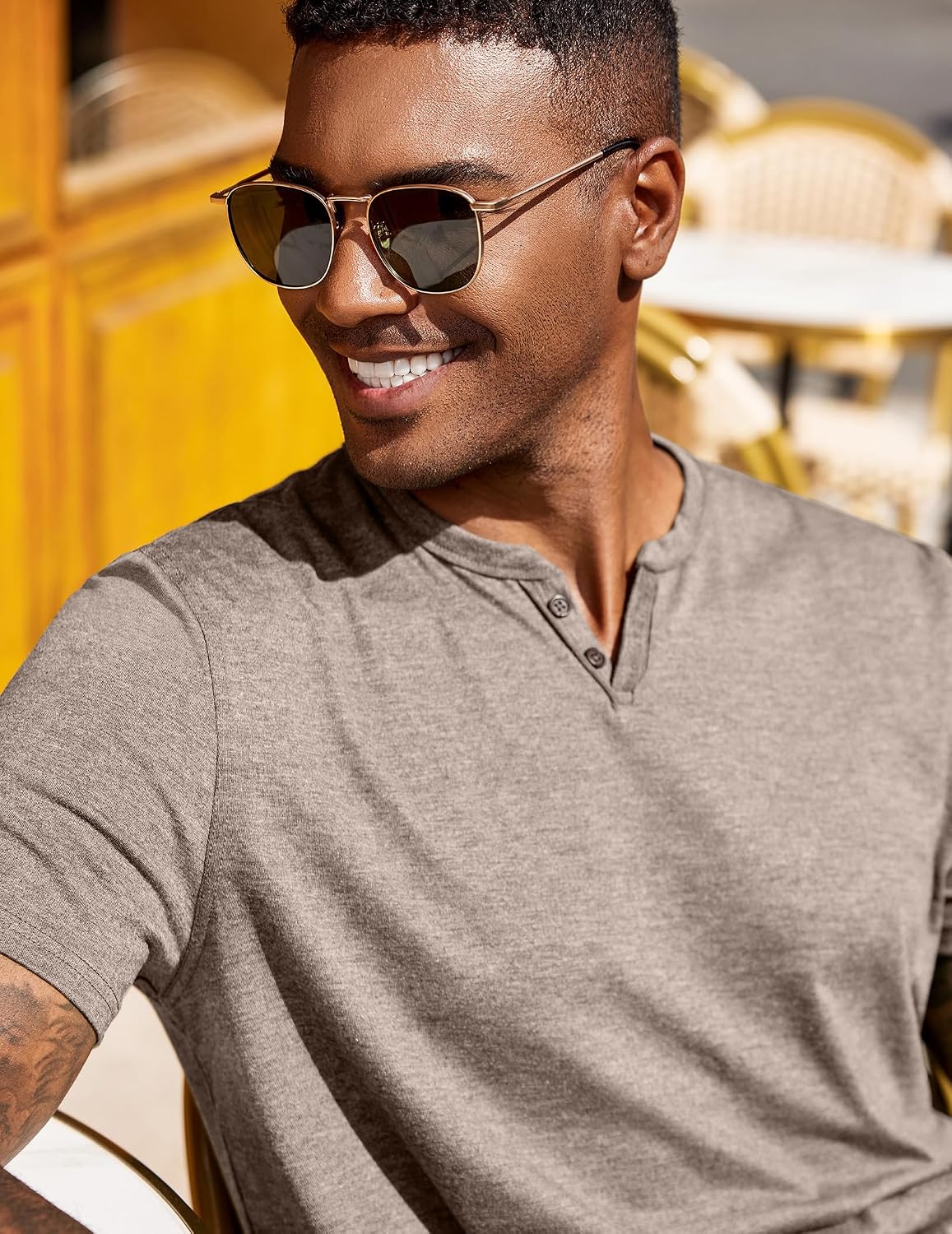 COOFANDY Men's T Shirts Short Sleeve Casual V Neck T-Shirt Soft Notch Neck Tee Classic Plain Shirts